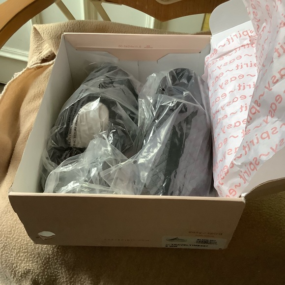 New in the box Black Traveltime Easy Spirits 9WW 9 Double Wide - Picture 6 of 8